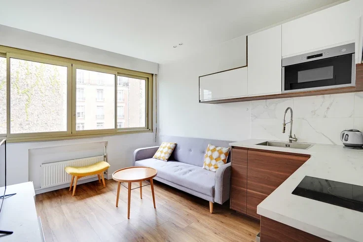 Flat Boulevard Flandrin in Paris