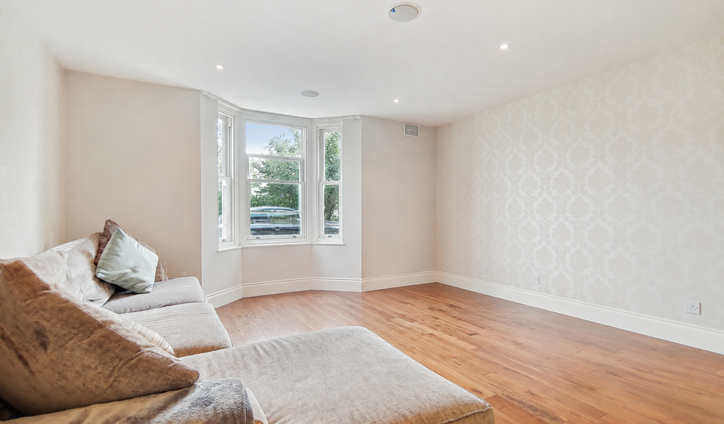Flat New Wanstead in Greater London