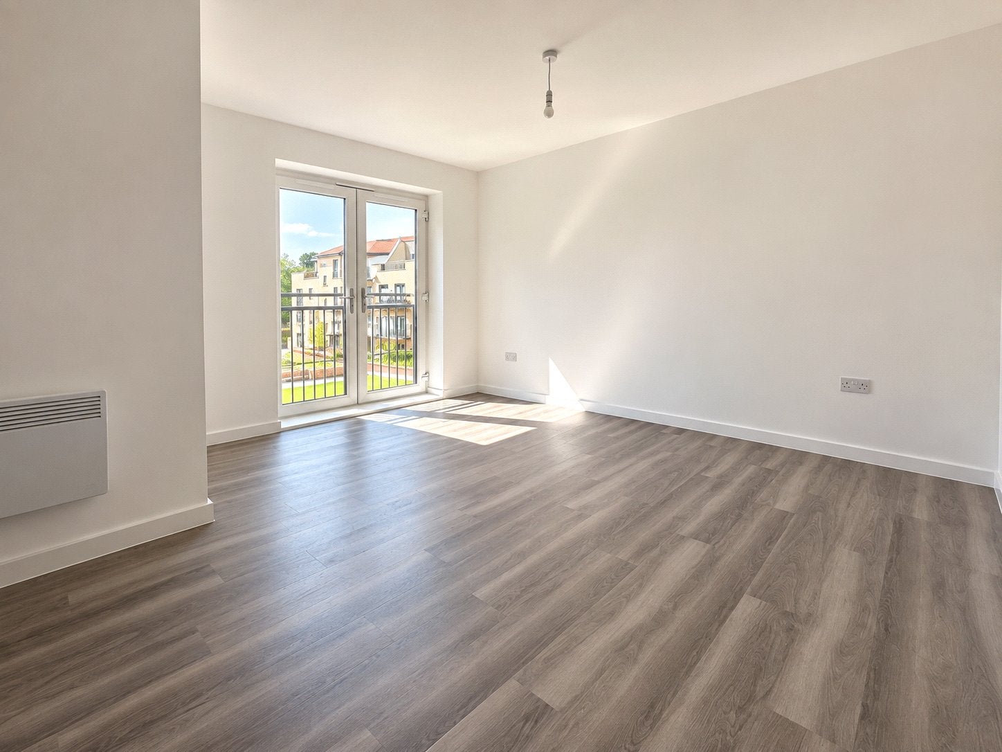 Flat Nightingale Walk in Waverley