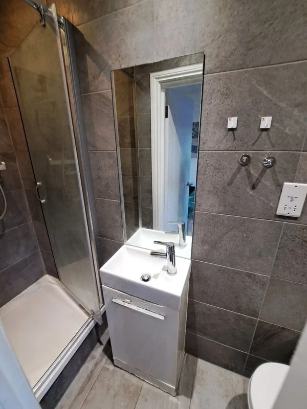 Room Upper North Street in Greater London
