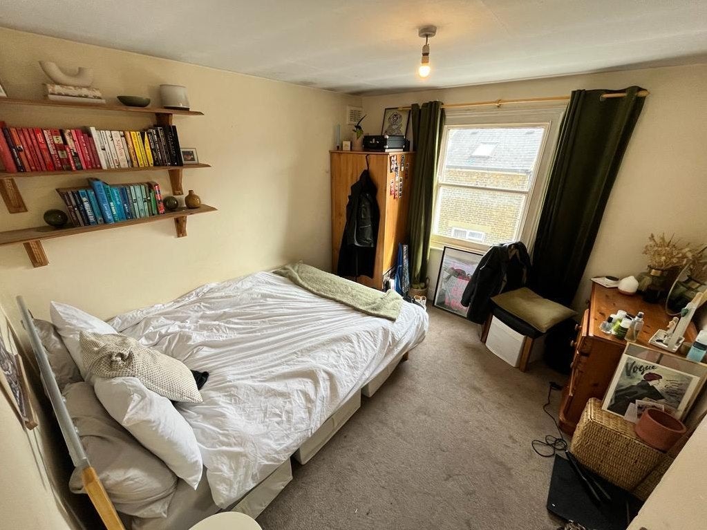 House Prideaux Road in Greater London