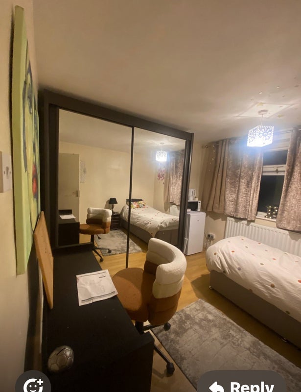 Room Rosemary Gardens in Greater London