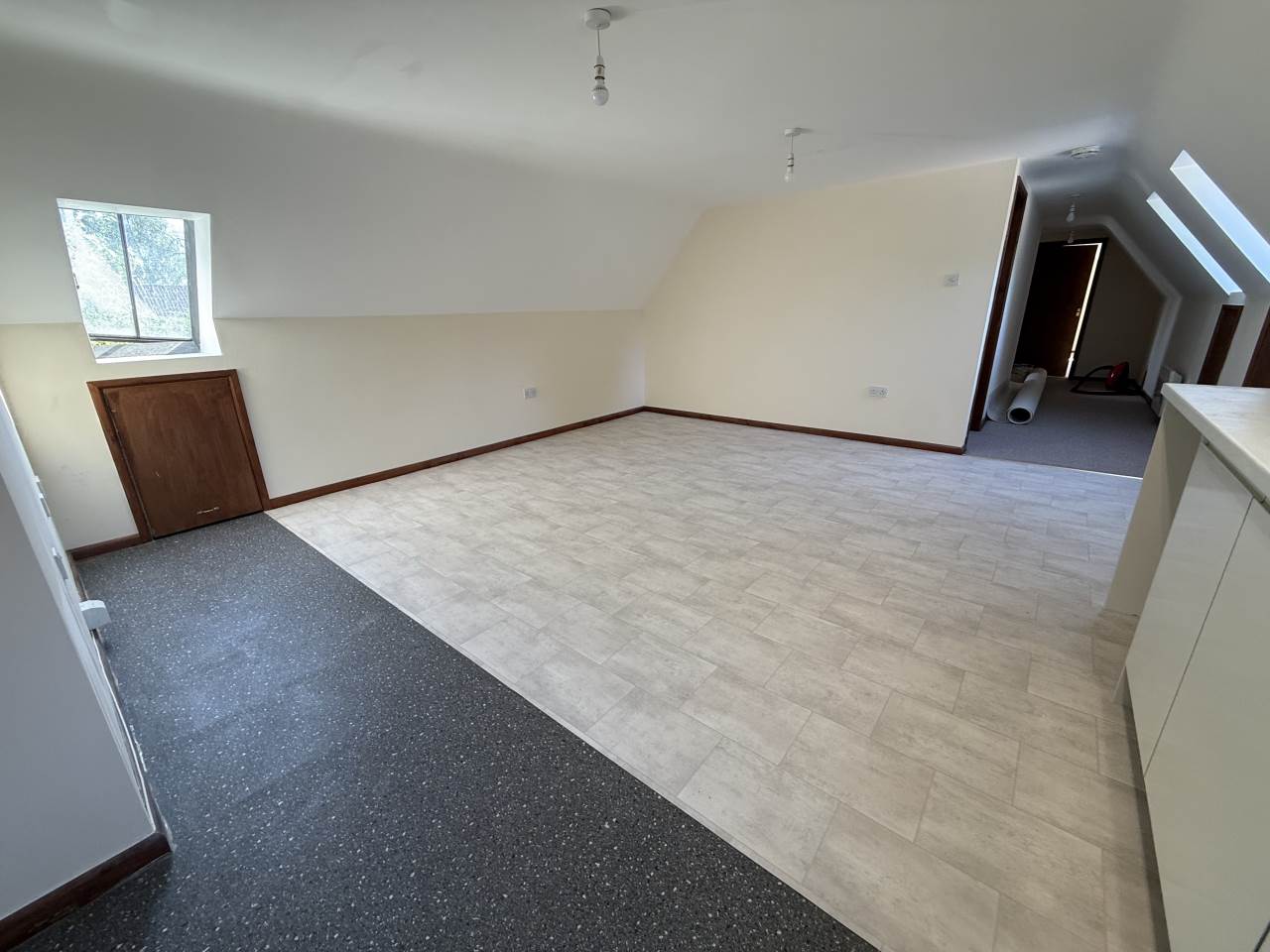 Flat Clifford Drive in Paulton