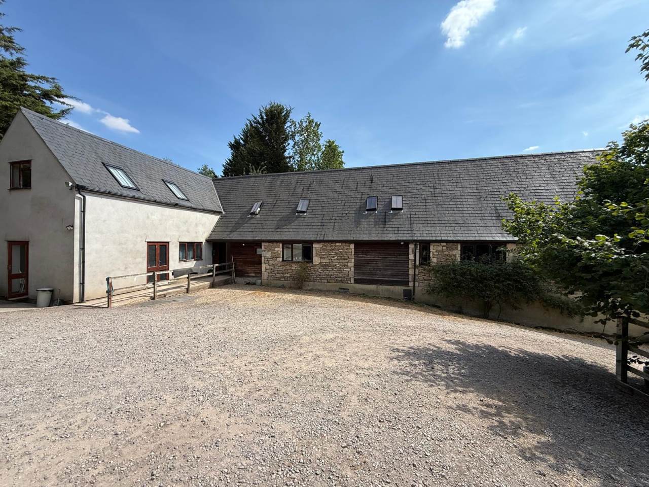 Flat Clifford Drive in Paulton