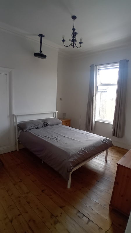 Room Eldon Street in Preston