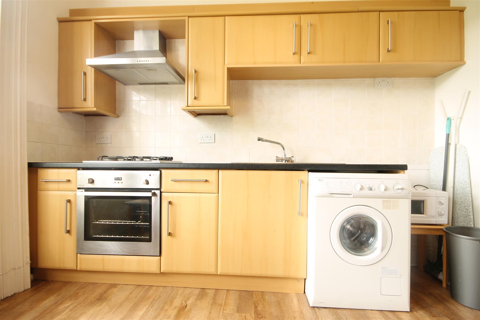 Flat Grosvenor Place in Newcastle upon Tyne