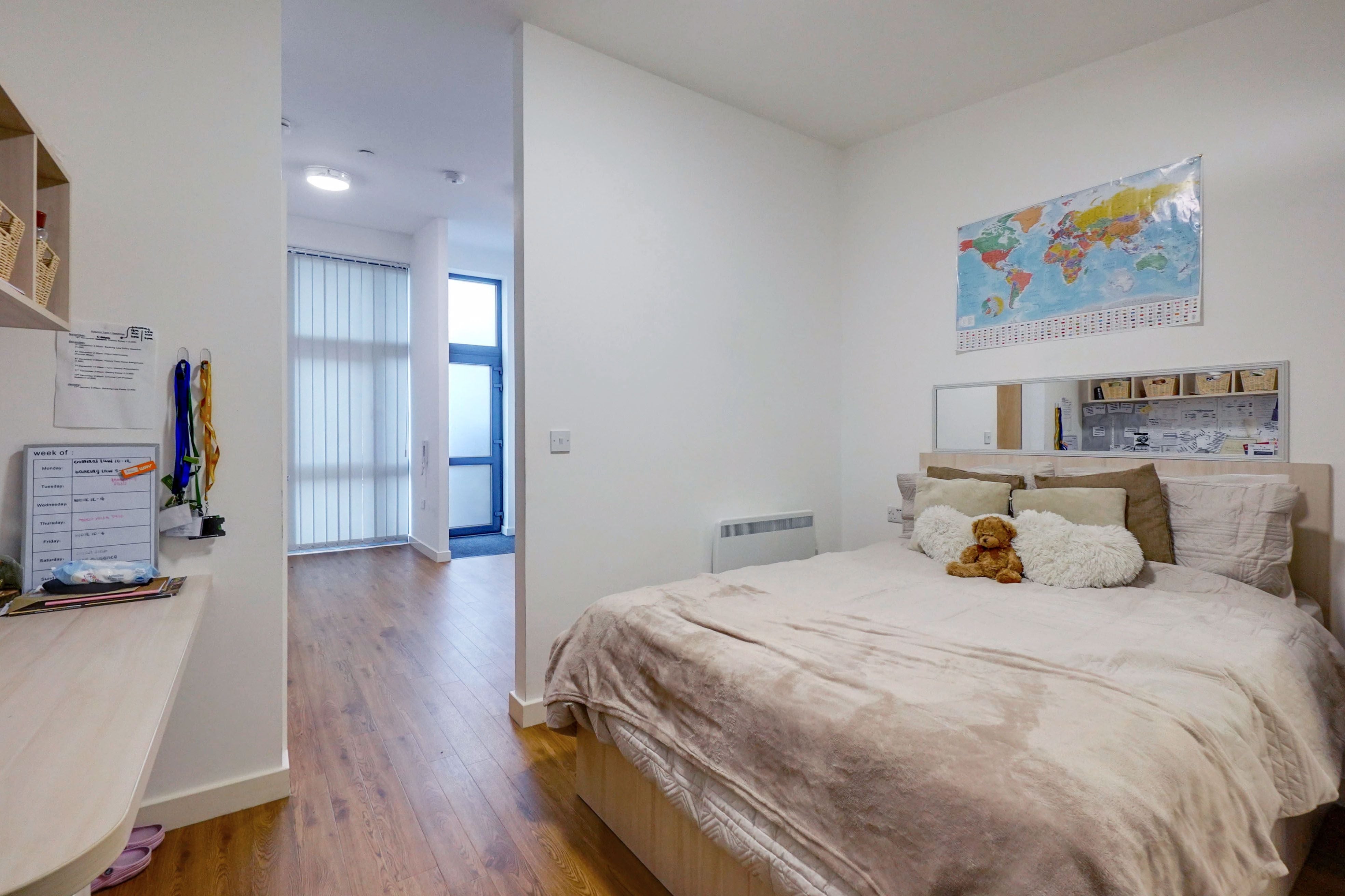 Flat Sturry Road in Canterbury