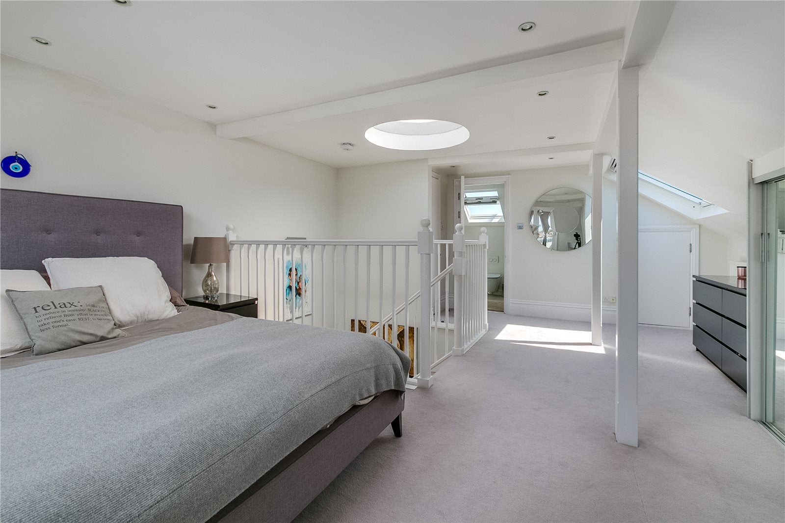 Flat Fulham Road in Greater London