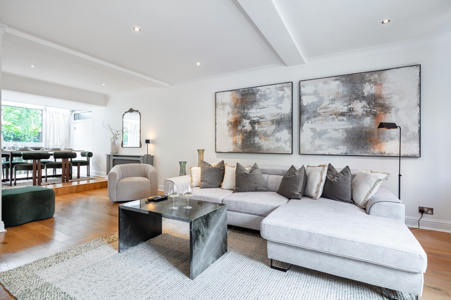 House Logan Place in Greater London