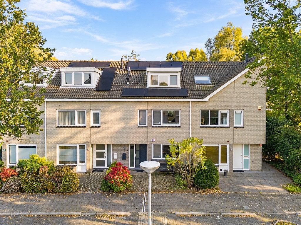 Huis Anne de Vrieslaan 51 in Amstelveen