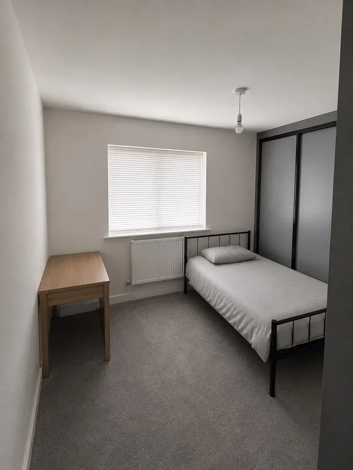 Room Milestone Road in Harlow