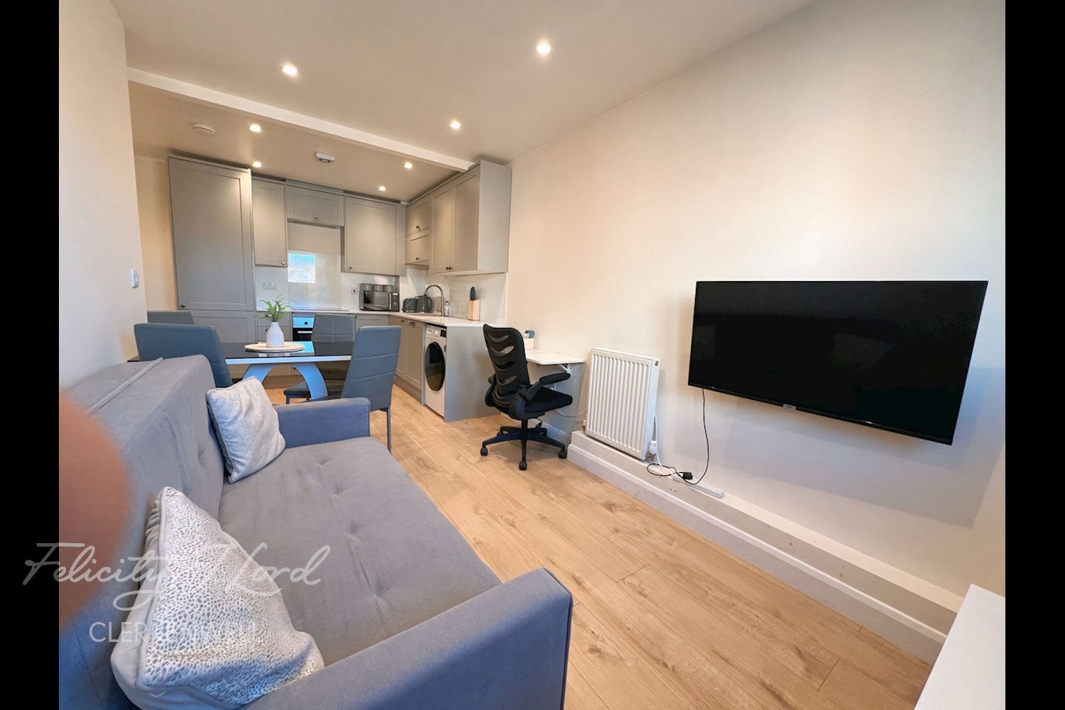 Flat Seward Street in Greater London