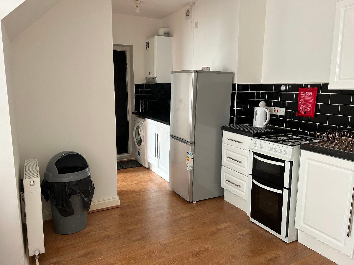 Flat Severus Road in Newcastle upon Tyne