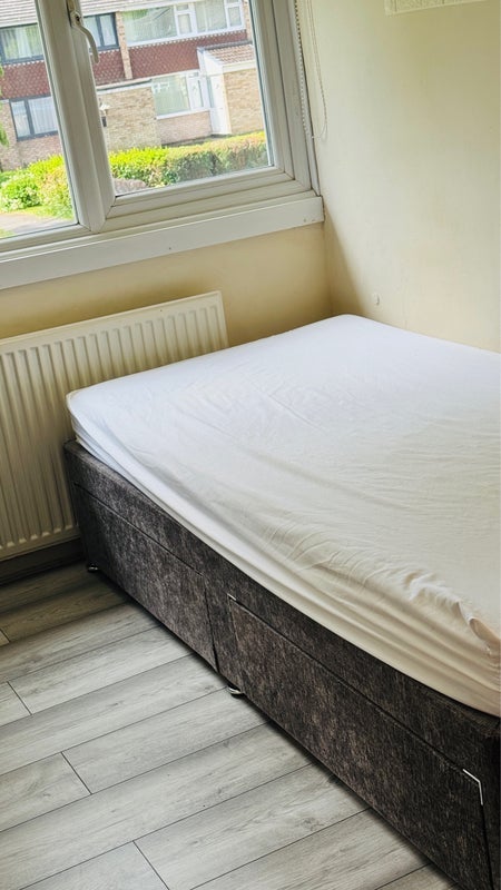 Room The Chippings in Bristol