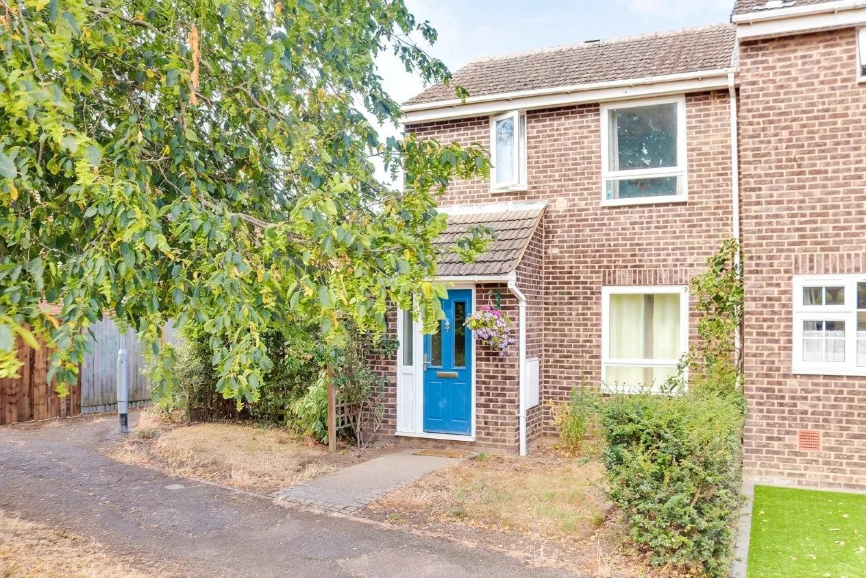 House Arnhem Close in Huntingdonshire