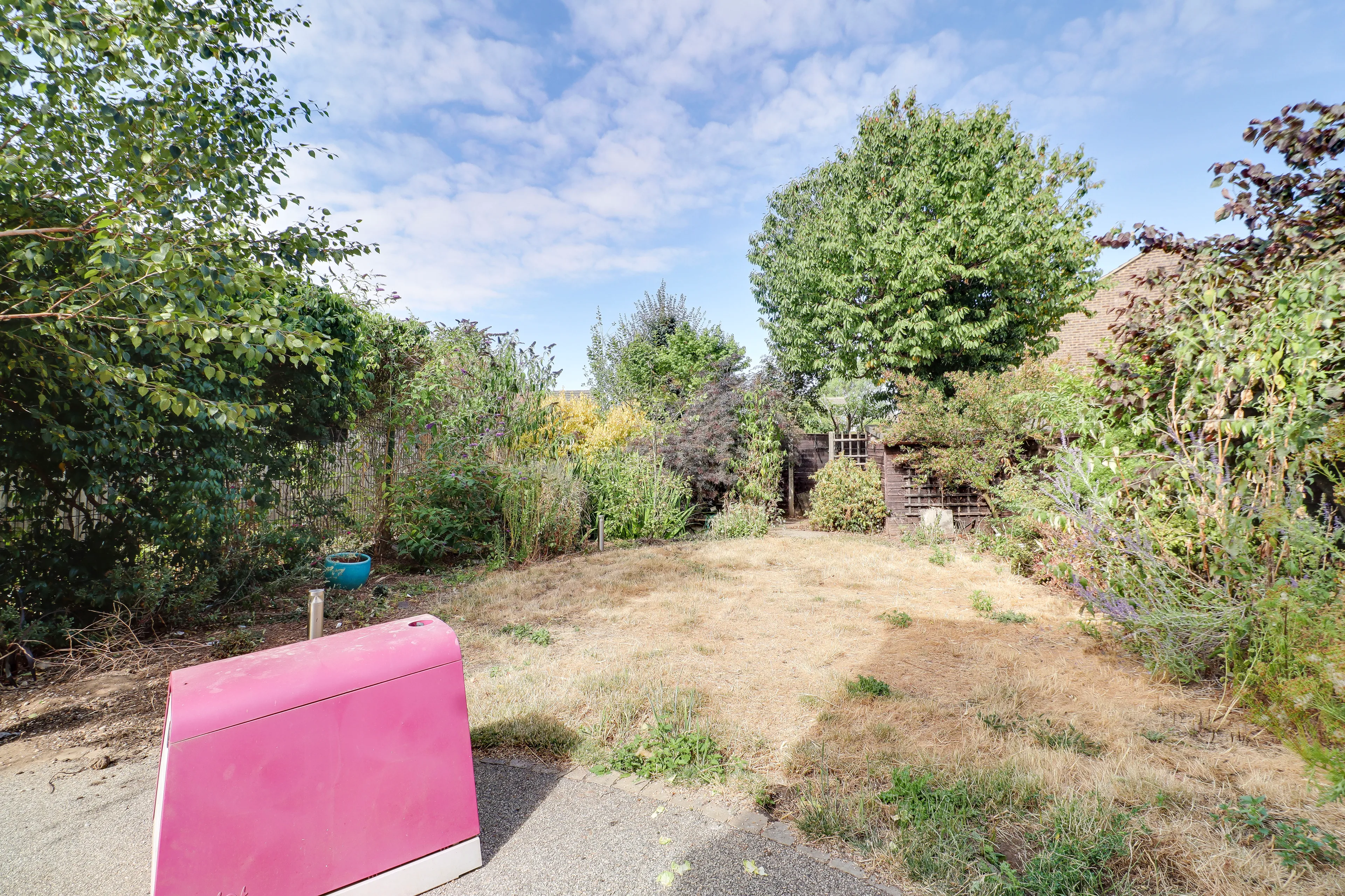 House Arnhem Close in Huntingdonshire