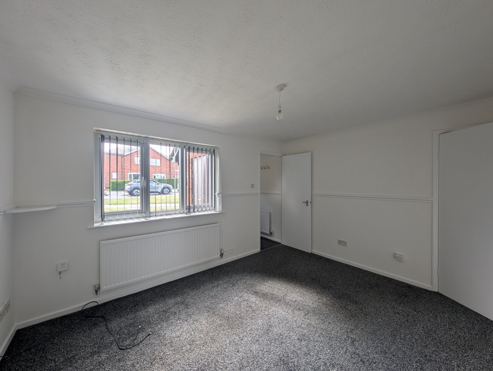Flat Eaton Square in Leeds