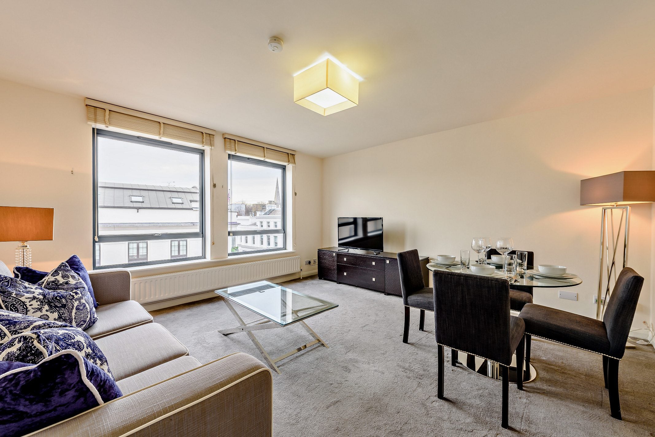 Flat Fulham Road in Greater London