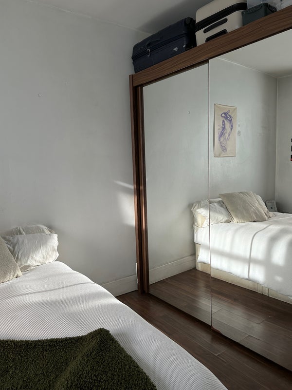 Room Durnsford Road in Greater London