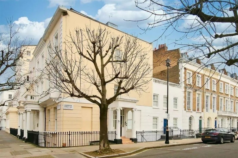 Room Cambridge Street in City of Westminster