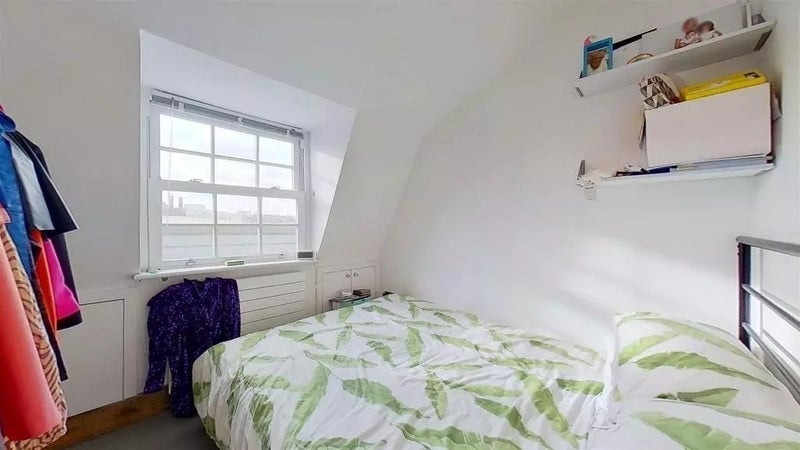 Room Cambridge Street in City of Westminster