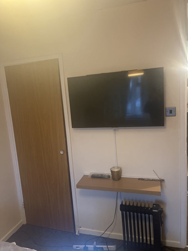 Room Gladstone Way in Slough