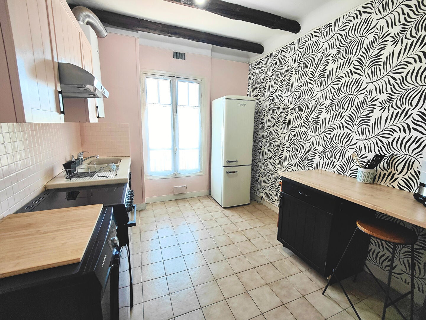 Flat Avenue du 13e Dragons in Melun