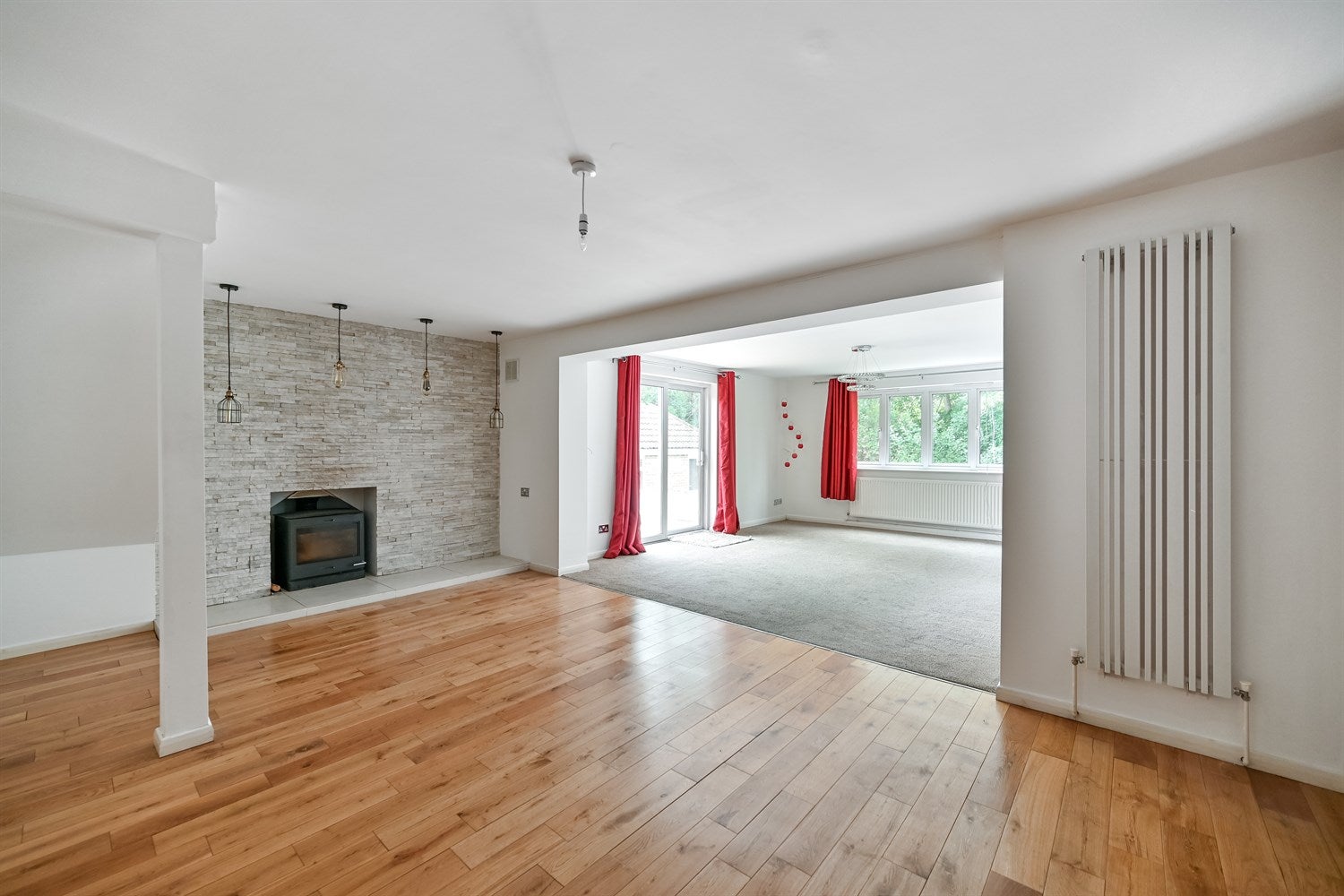 House Rangewood Avenue in Holybrook