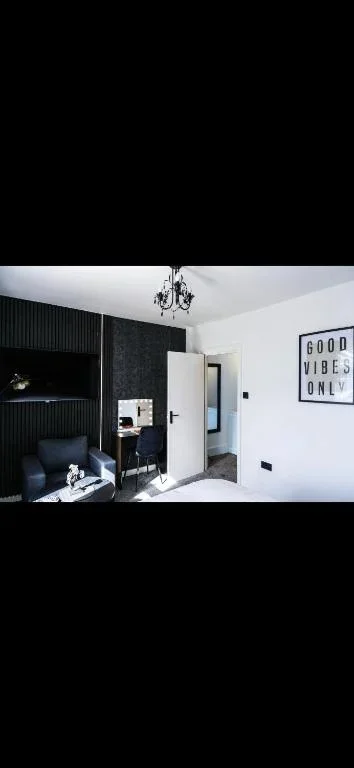 Flat Lowfield Street in Dartford