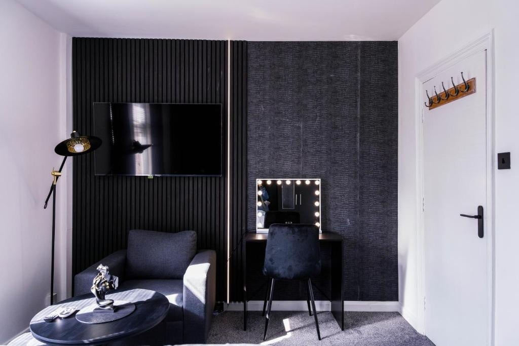 Flat Lowfield Street in Dartford
