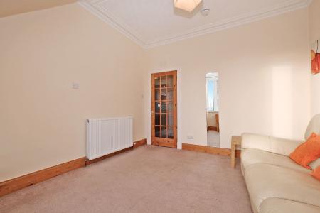 Flat Rosemount Place in Aberdeen City