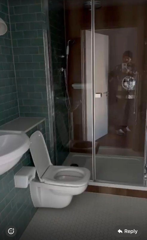 Room Engineers Way in Greater London