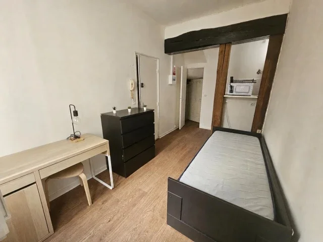Flat Rue Saint-Laud in Angers