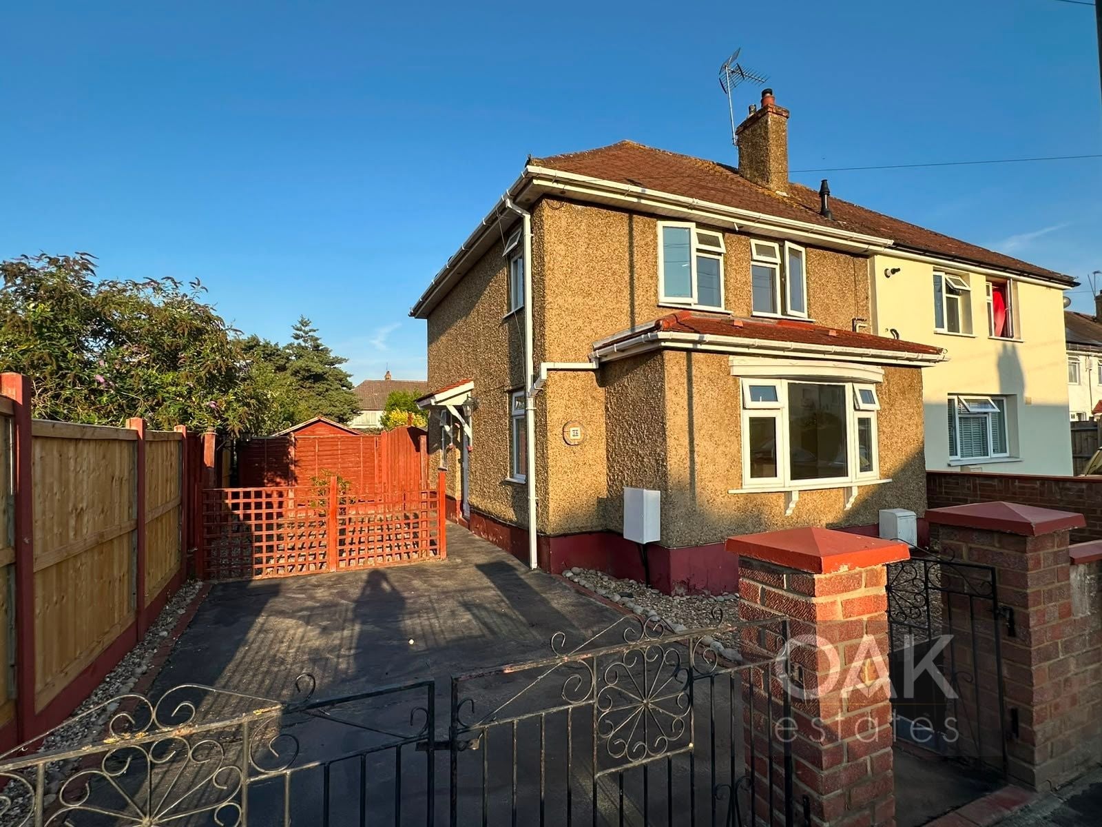 House Central Avenue in Waltham Cross