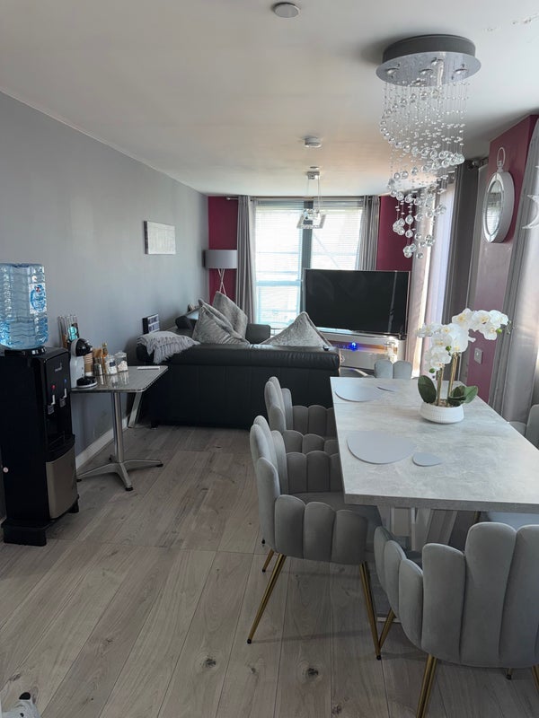 Room Southport Road in Greater London