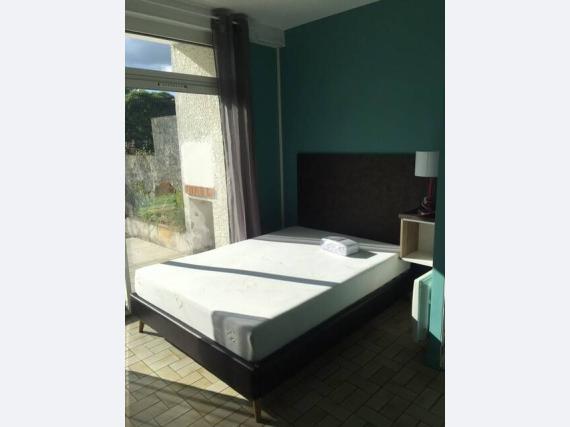 Room Rue duffour-dubergier in Bordeaux