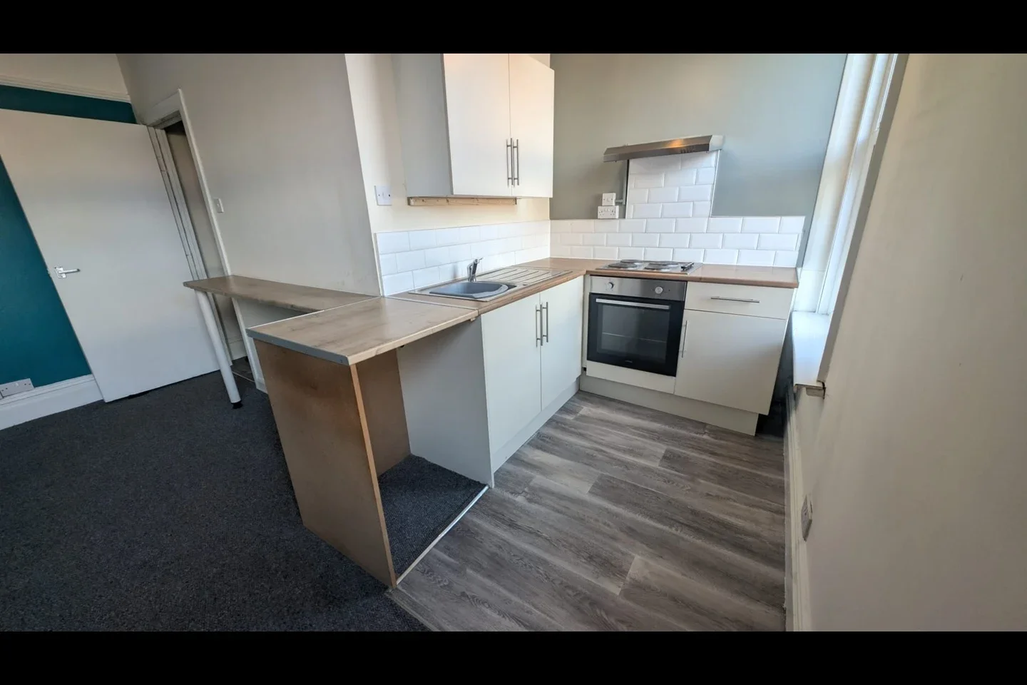 Flat Grimsby Road in Cleethorpes