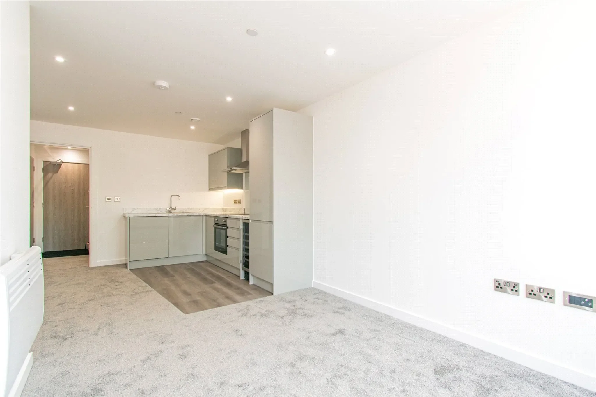 Flat Strawberry Hill in Newbury