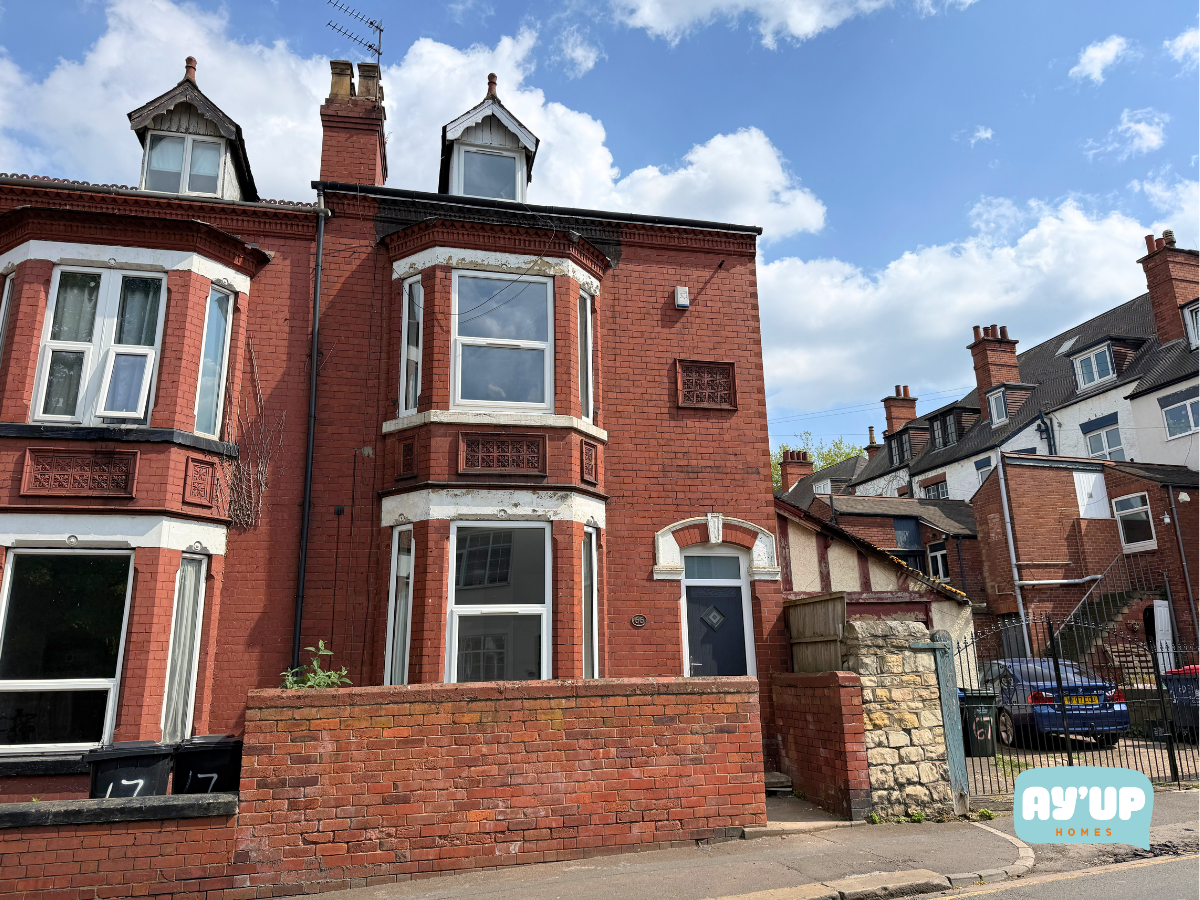 Room Broxholme Lane in Doncaster