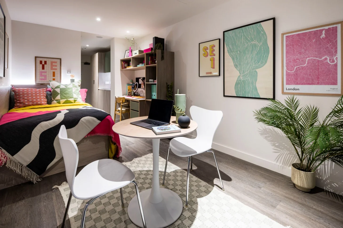 Flat Weston Street in Greater London