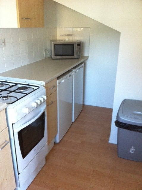 House Bennions Close in Greater London
