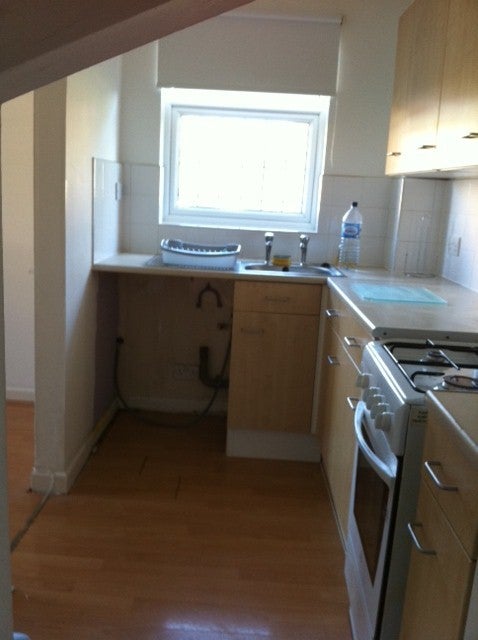 House Bennions Close in Greater London