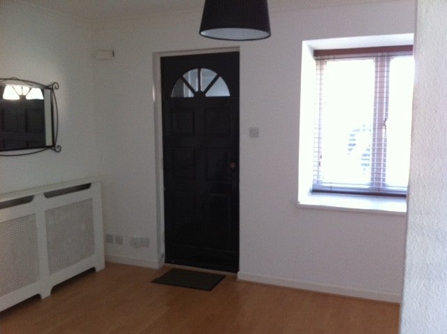 House Bennions Close in Greater London