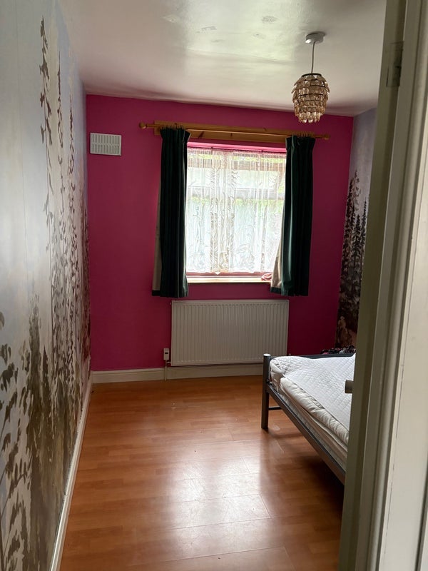 Room Aldrich Avenue in Coventry