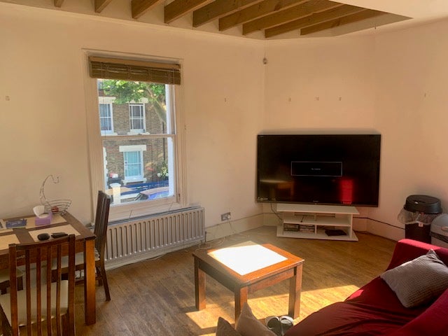Flat Eversleigh Road in Greater London
