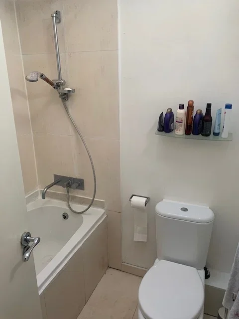 Flat Eversleigh Road in Greater London
