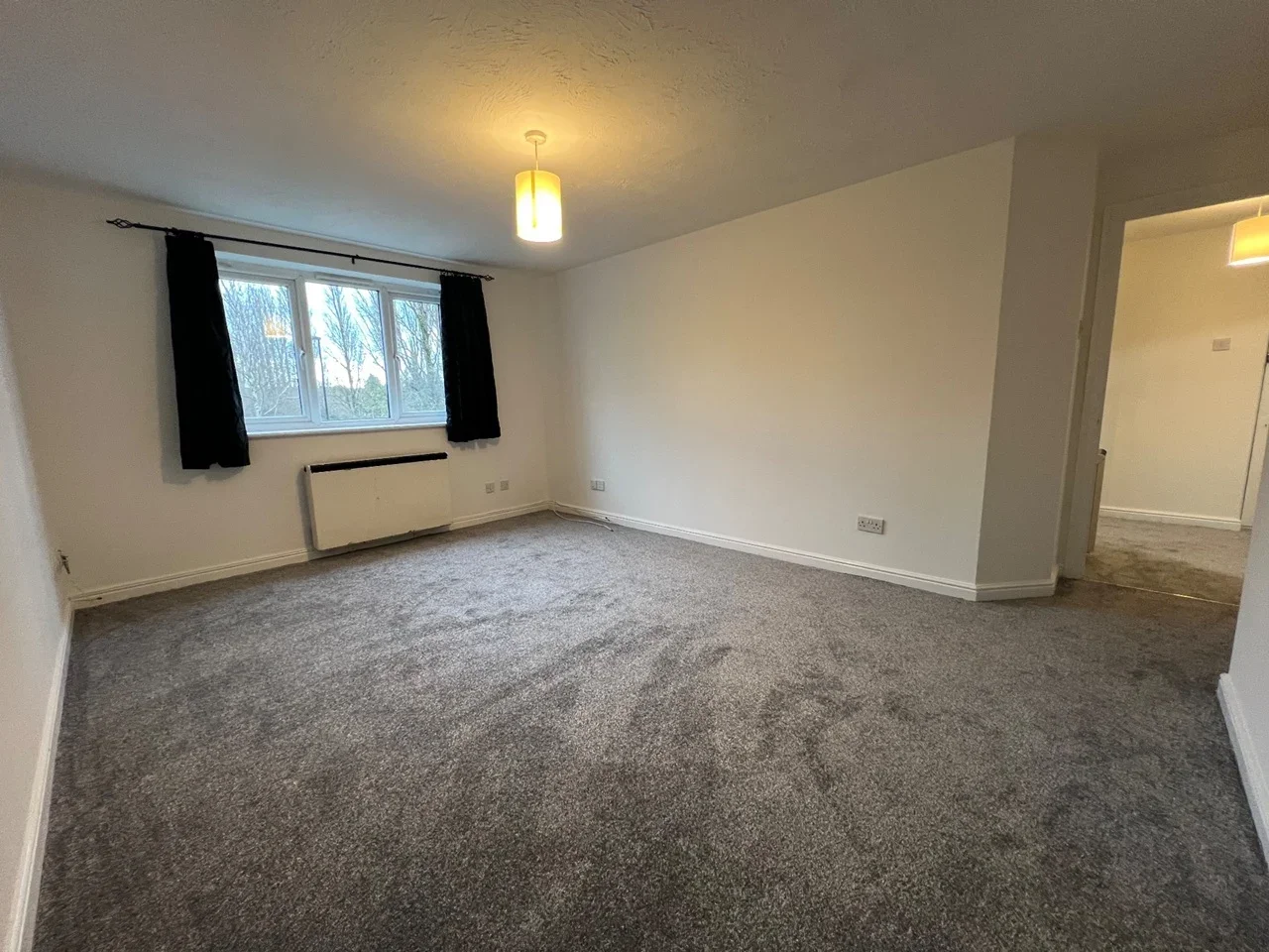 Flat Cumberland Place in Greater London
