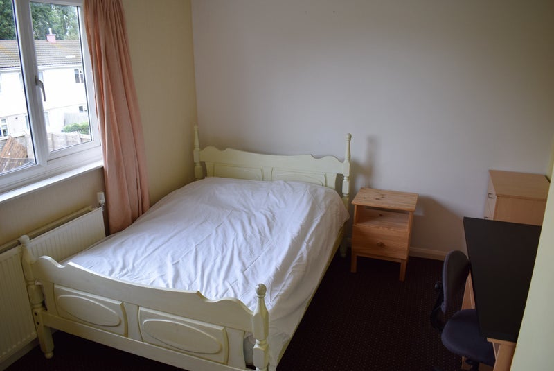 Room Thimbler Road in Coventry