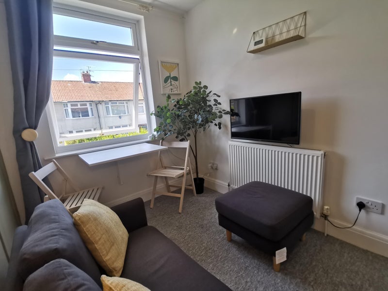 Room Shetland Road in Bristol