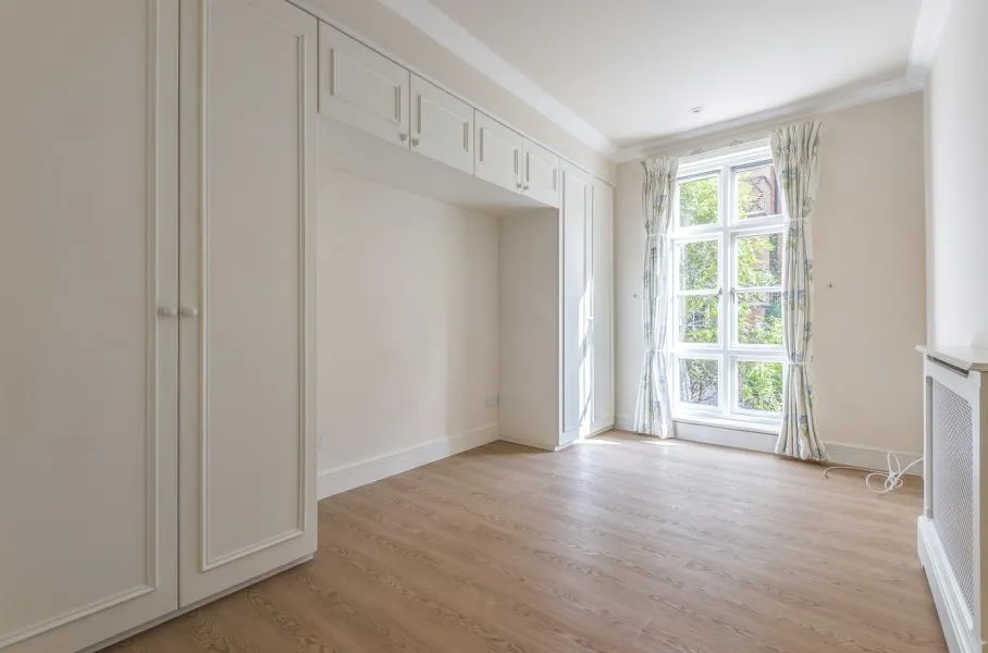 Flat Holloway Drive in Borough of Runnymede